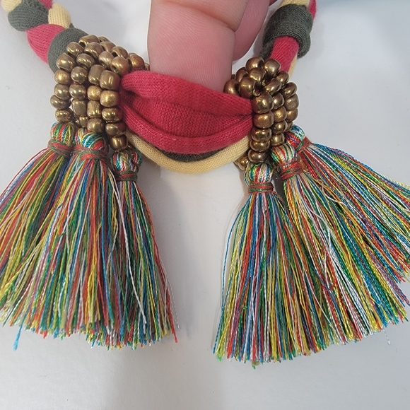 Hand Made silk threads and recycled t-shirt necklace red with colorful tassels - Picture 4 of 9